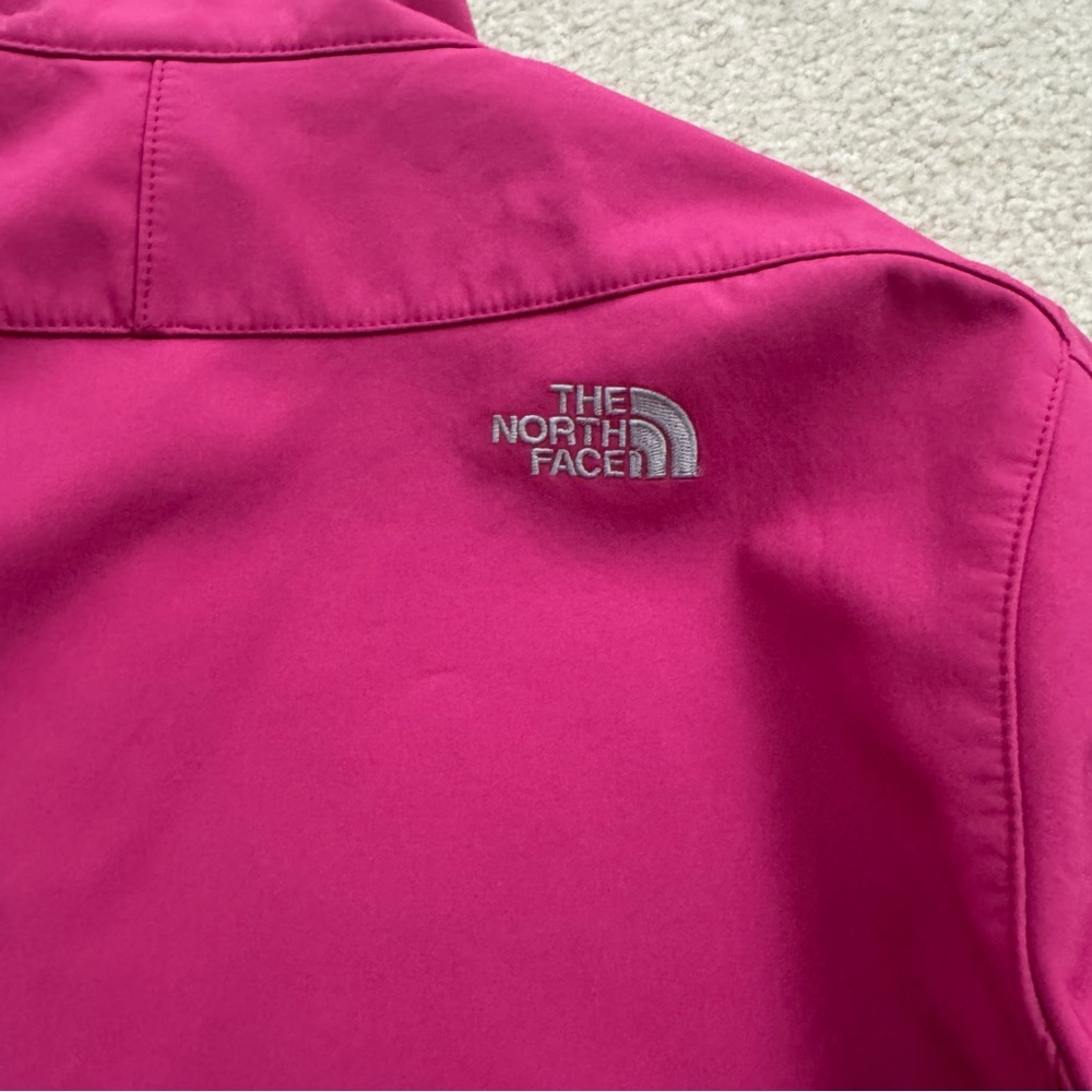 The North Face Soft-shell Jacket - Picture 10 of 11